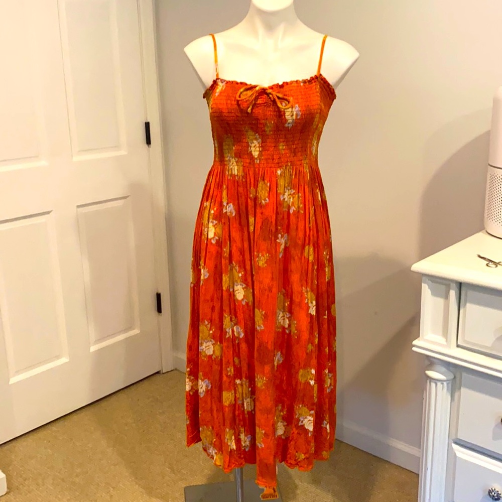 Warm weather dress - S- beautiful orange color
